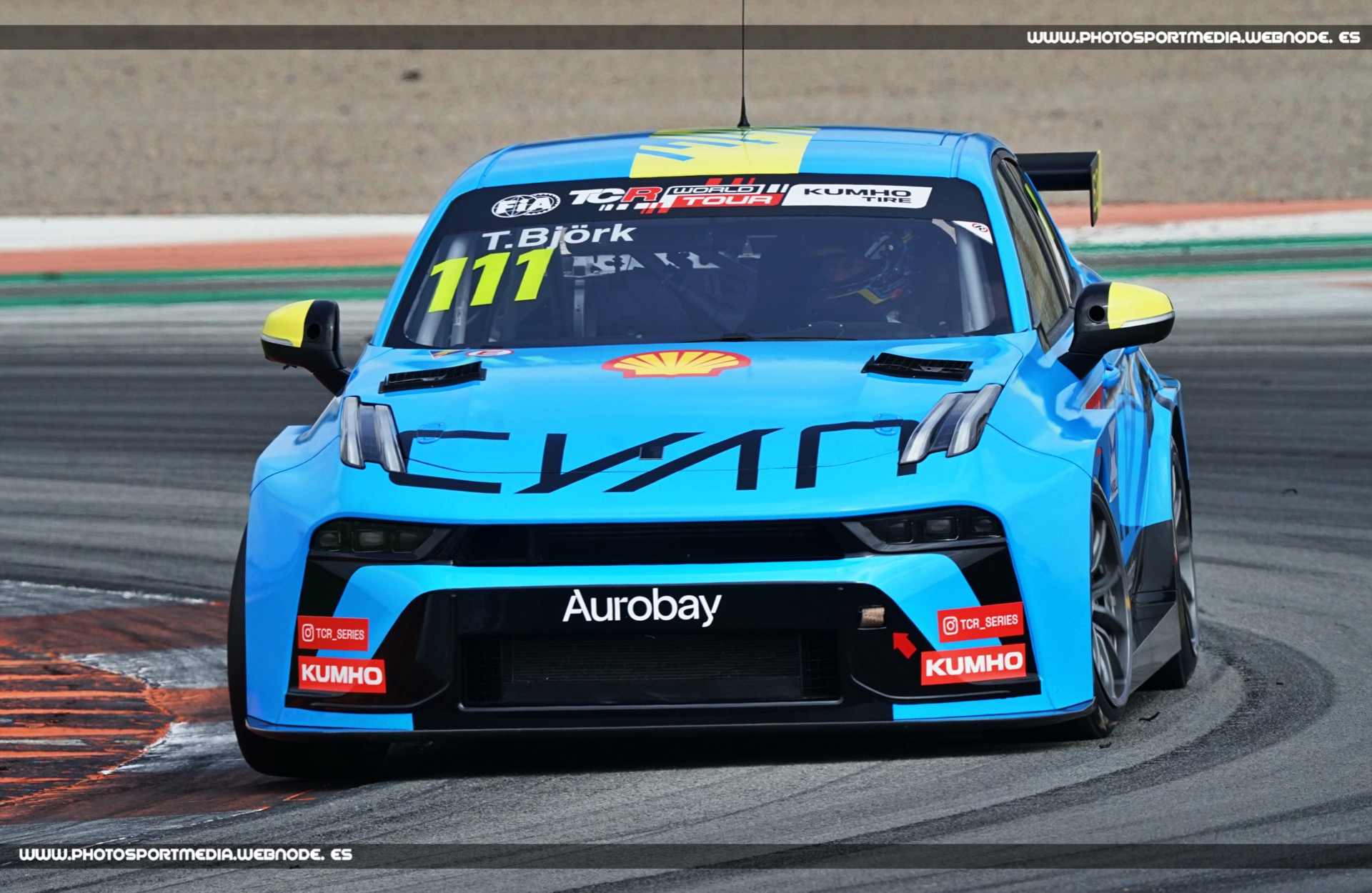TCR WORLD 25